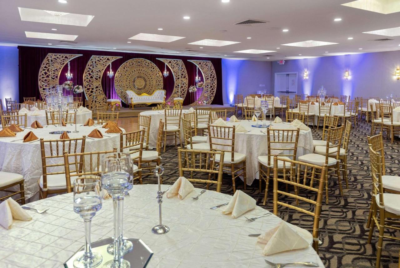 Wyndham Garden Hotel